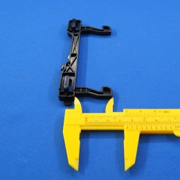 Крючок двери для микроволновки Samsung DE64-02970A