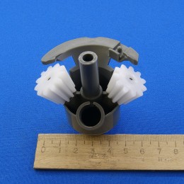 Редуктор для мясорубки Bosch 0007834