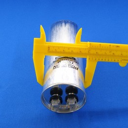 Пусковой конденсатор 70 мкф 440 V CBB65