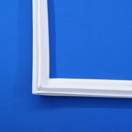 Уплотнитель 990х560мм для холодильника Атлант 769748901516