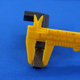 Щетки двигателя стиральной машины Indesit в сборе CAR009UN