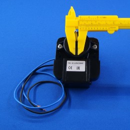 Вентилятор для холодильника Indesit, Ariston без крыльчатки F61-10