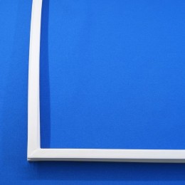 Уплотнитель 880 * 540 мм для холодильника Норд, Смоленск