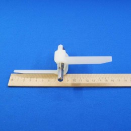 Ось-лопасть для кухонного комбайна Bosch 10004361