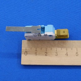 Датчик (микровыключатель) аквастопа для для посудомоечной машины Beko 3 контакта (1883240100)