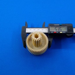 Шестерня c металлической вставкой для мясорубок Vitek, Panasonic, Д-52/22мм, зубья 47/16шт. (Косой/прямой)