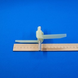 Ось лопасть для кухонного комбайна Bosch 630760