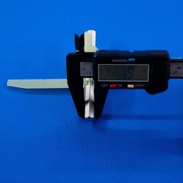 Ось лопасть для кухонного комбайна Bosch 630760