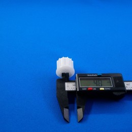 Втулка шнека для мясорубки Bosch (753348un) z99.01-BH пластик