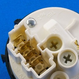 Прессостат Indesit 110328