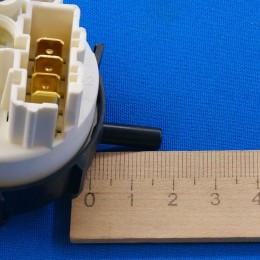 Прессостат Indesit 110328