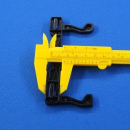 Крючок двери для микроволновки Samsung DE64-02430A