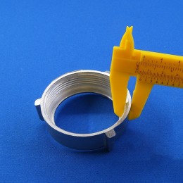 Гайка для мясорубки и кухонного комбайна Bosch BS011