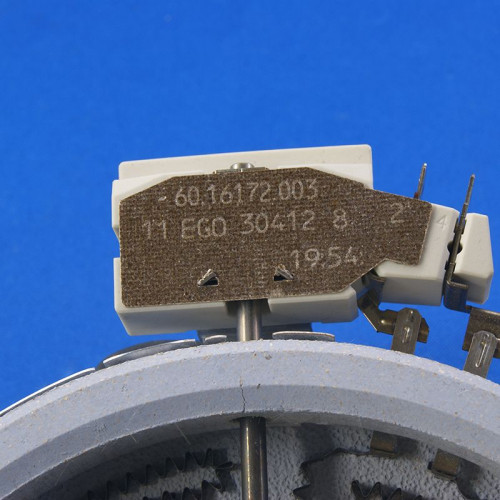 Конфорка для стеклокерамики D-165mm(140)/1200w EGO Electrolux (3890800216-б/у)