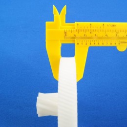 Шестерня большая Белая для мясорубки Braun 7000898