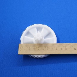 Шестеренка для мясорубки Kenwood оригинал (KW715564) KW017, MG350, / большая, белая